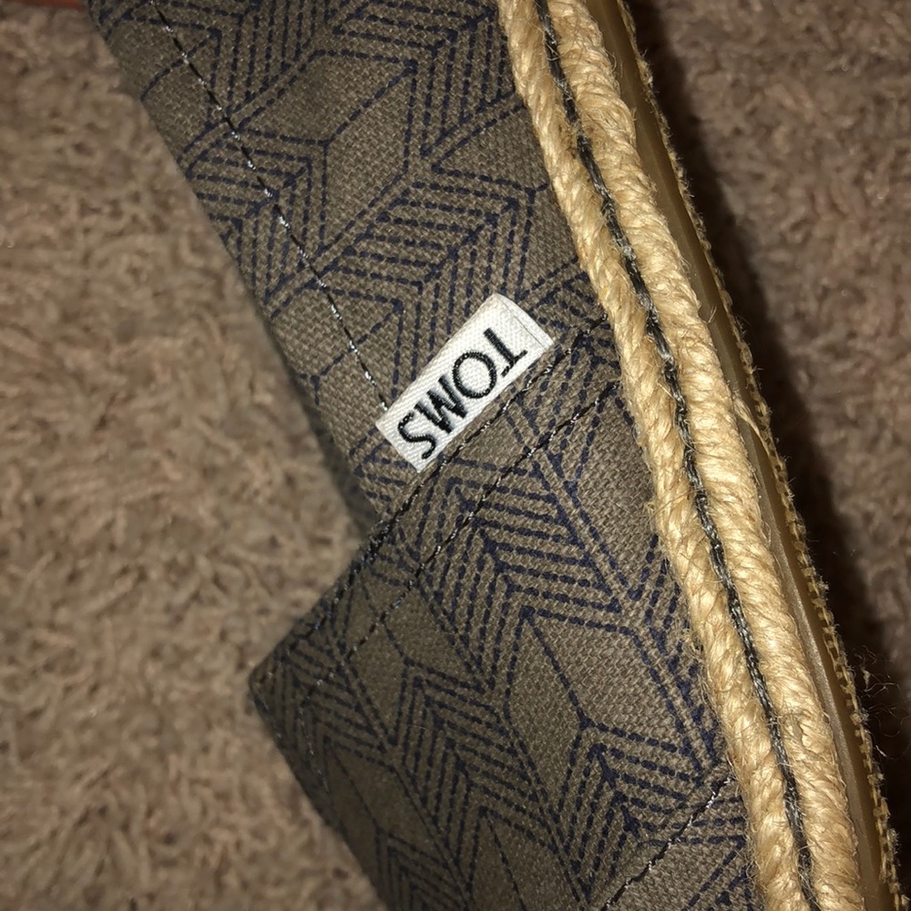 Toms Classics - image 3